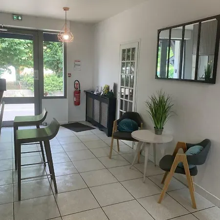 Ξενοδοχείο La Table Du Boucher 2*