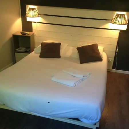 Hotel La Table Du Boucher 2*